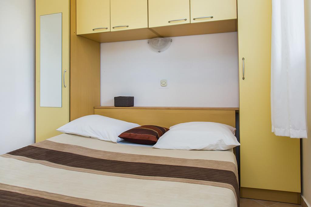 Drače Apartments Zovko מראה חיצוני תמונה