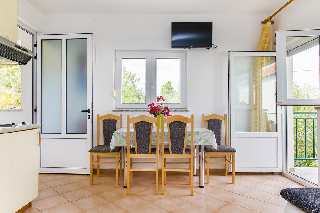 Drače Apartments Zovko מראה חיצוני תמונה
